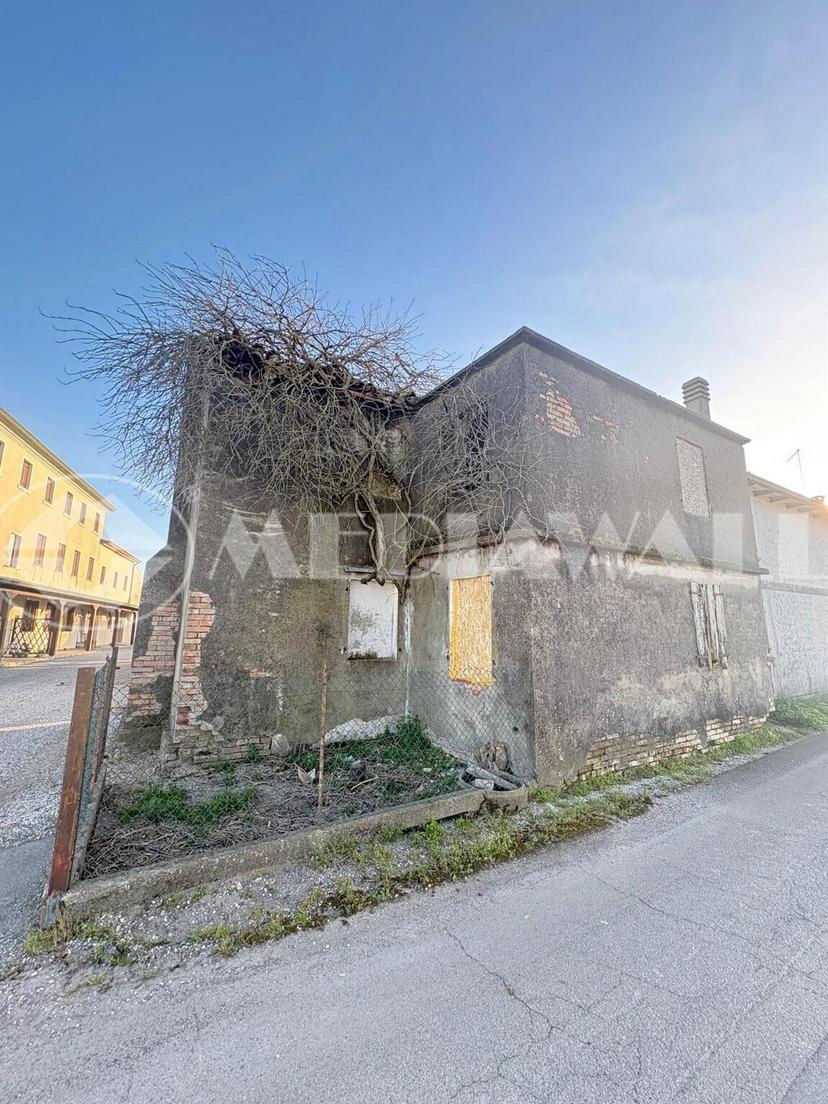 Rustico in Via Fingoli 20, San Stino di Livenza — foto 3 di 5