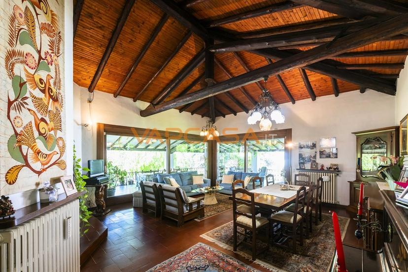 Villa in Via Ugo Foscolo 9, Credaro — foto 4 di 5