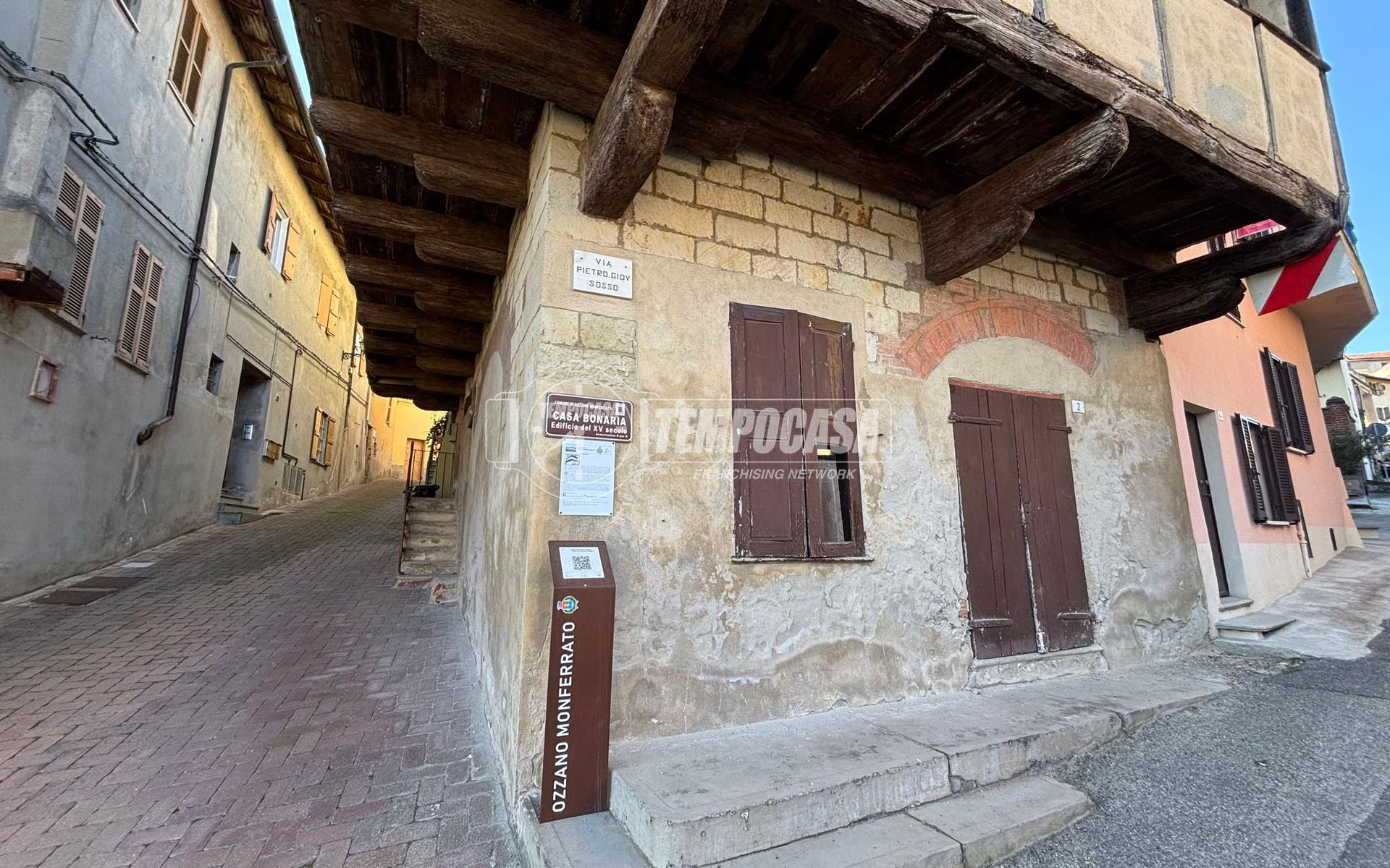 Casa indipendente in Via Pietro E Giovanni Sosso, Ozzano Monferrato