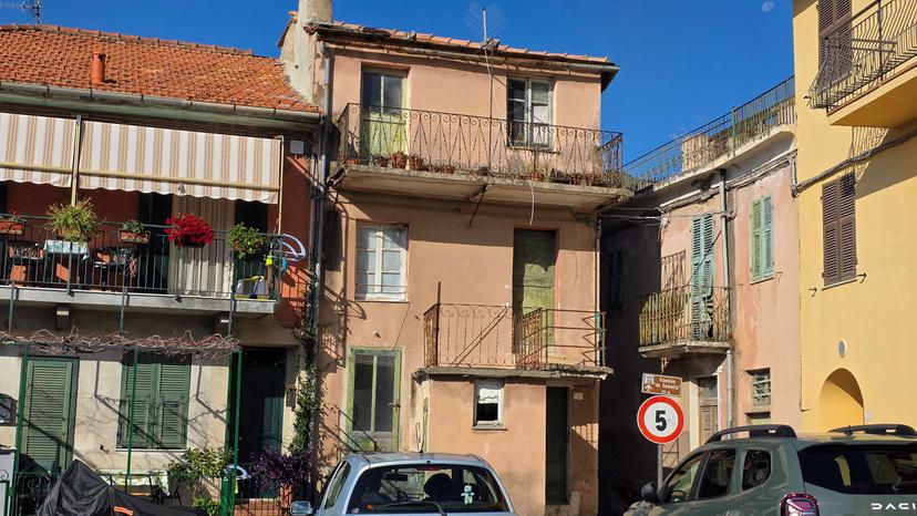 Rustico in Via XXI Aprile 2, Arnasco — foto 2 di 5