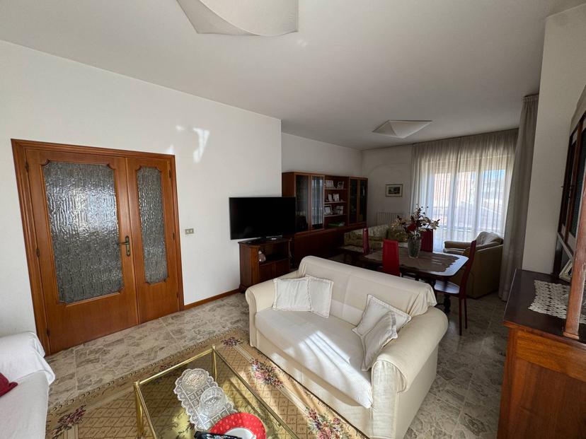 Appartamento in Viale dei Pini Snc, Porto San Giorgio — foto 3 di 5