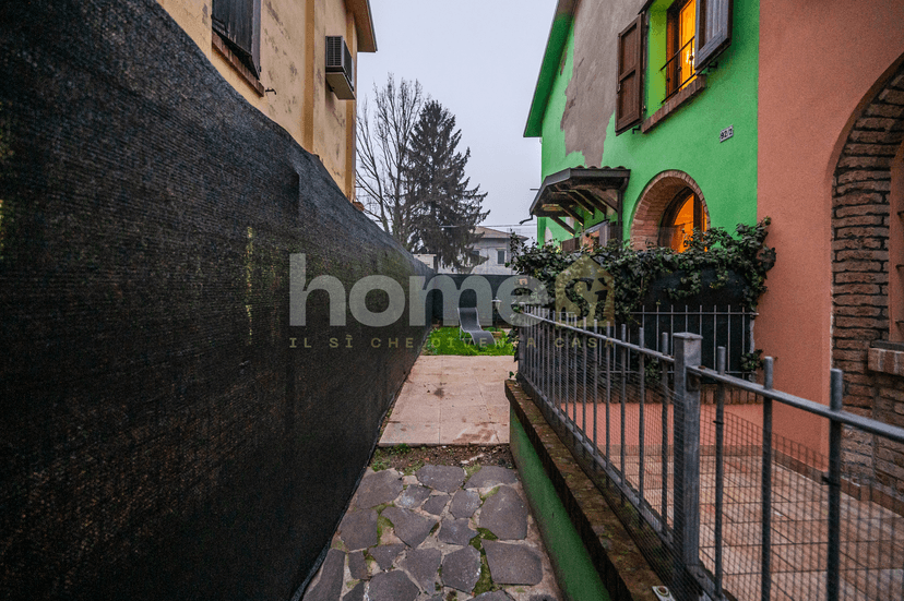 Villa unifamiliare in Via Giuseppe Mazzini 92/1, Cadelbosco di Sopra — foto 4 di 5
