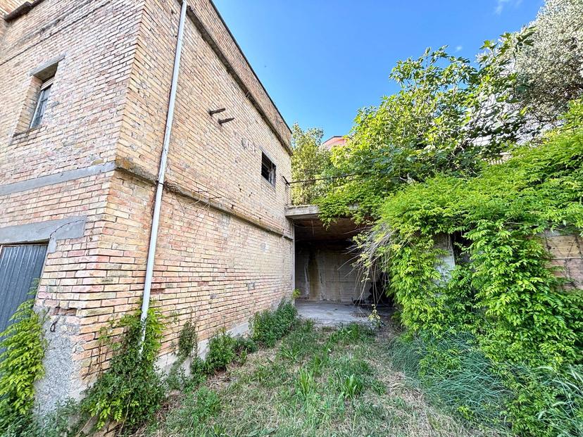 Rustico in Via Colle in su, Acquaviva Picena — foto 2 di 5