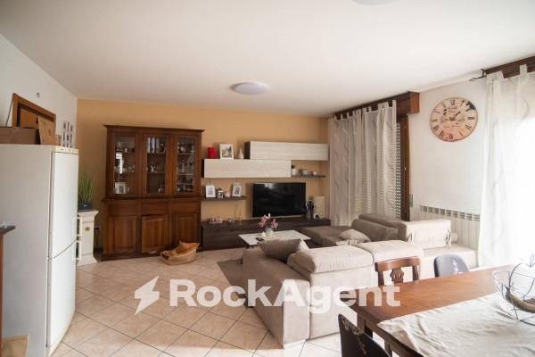 Appartamento in Via Palmiro Togliatti 1, Montecalvo in Foglia — foto 3 di 5