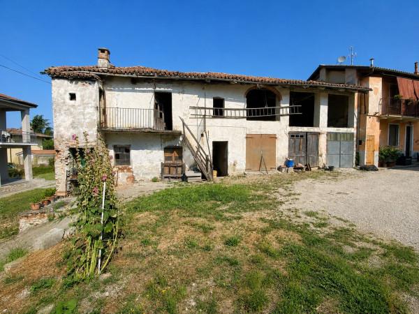 Rustico in Corso Cortemilia, Alba — foto 3 di 5