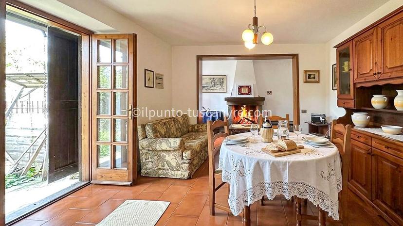 Rustico in Via Leopoldo Nobili, Gallicano — foto 3 di 5