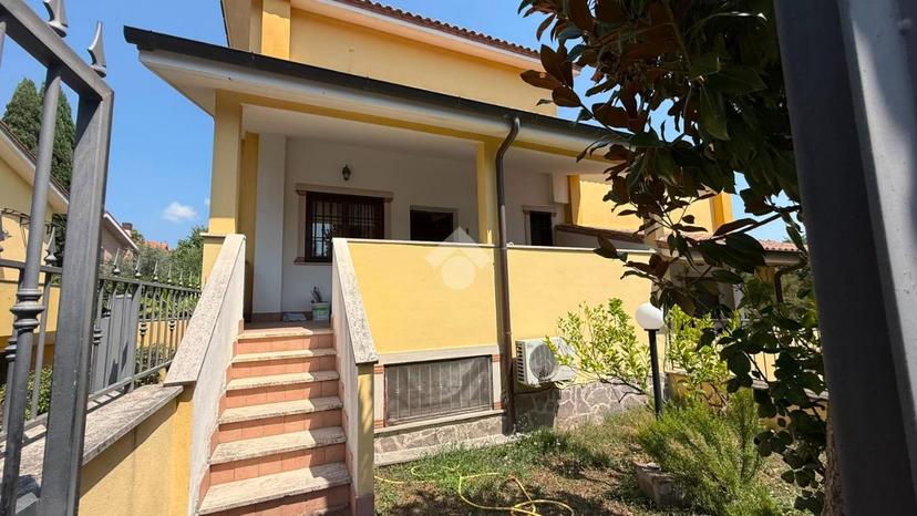 Villa in Via Giro dei Pini, Capena — foto 2 di 5