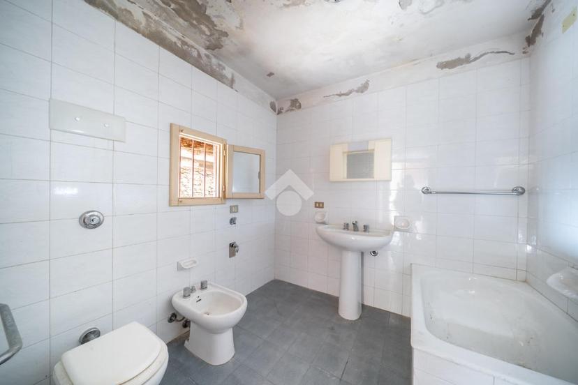 Casa indipendente in Contrada Balestre, Erbezzo — foto 5 di 5