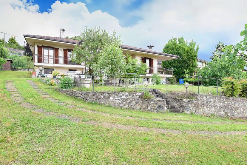 Villa in Via Alcide De Gasperi, Eupilio — foto 2 di 5