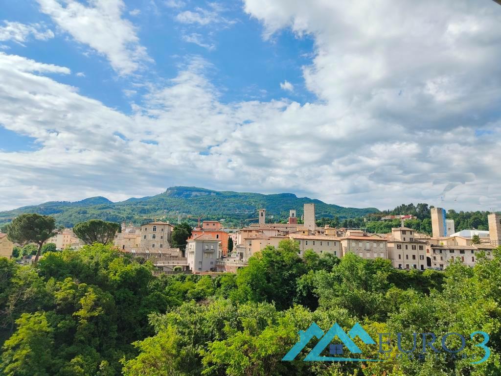 Appartamento in Via Toselli, Ascoli Piceno