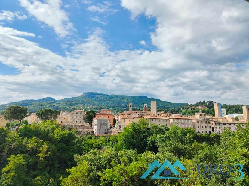 Appartamento in Via Toselli, Ascoli Piceno