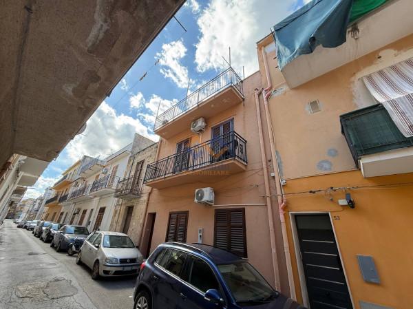 Terratetto plurifamiliare in Via Costantino, Castellammare del Golfo — foto 3 di 5