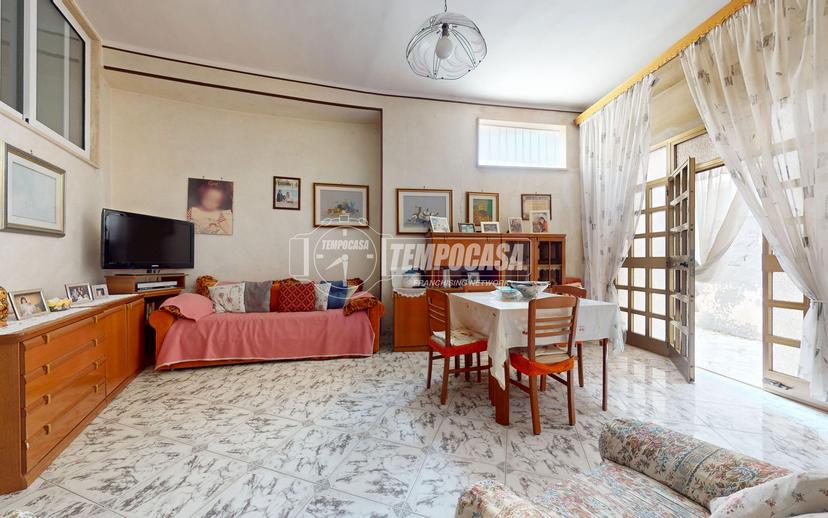 Casa indipendente in Via Pozzo Lepenne, Acquaviva delle Fonti — foto 3 di 5