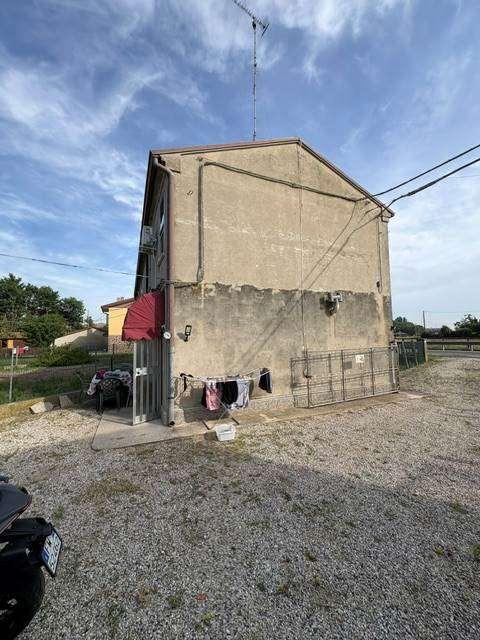 Porzione di casa, Riva del Po — foto 3 di 5