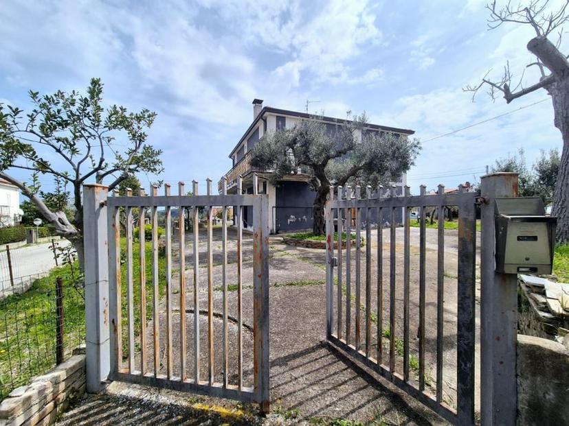 Villa in Via Sanguineto 50, Torrevecchia Teatina — foto 2 di 5