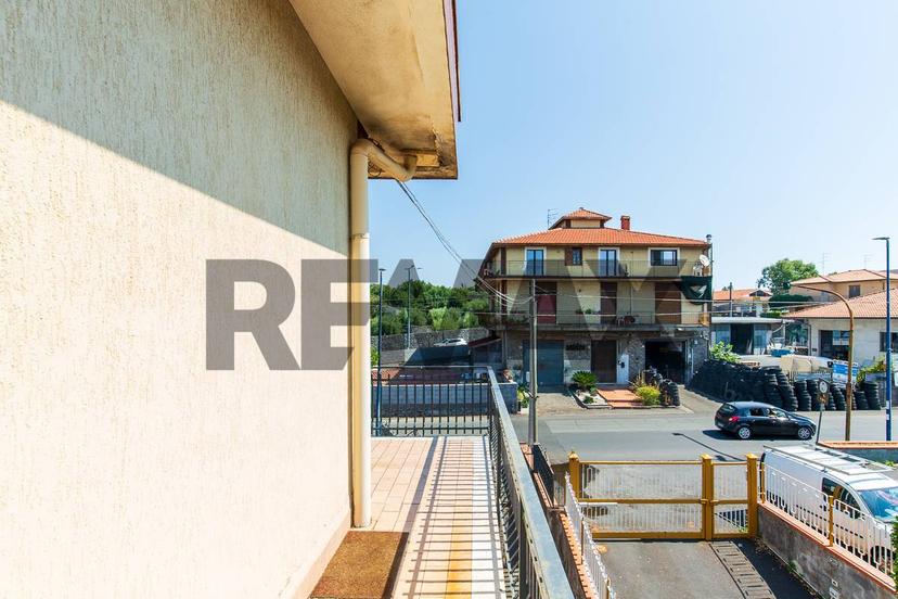 Appartamento in Via Tondo 23, Pedara — foto 2 di 5