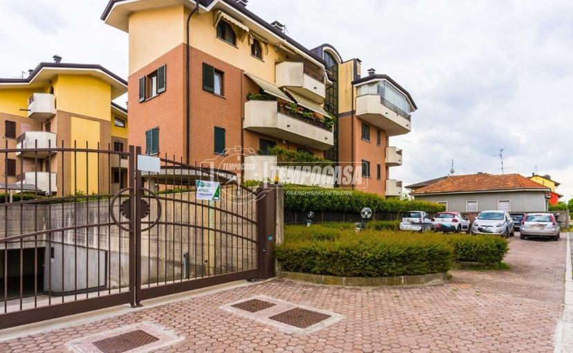 Trilocale in Via Cascina Rossa 11, Seveso — foto 4 di 5
