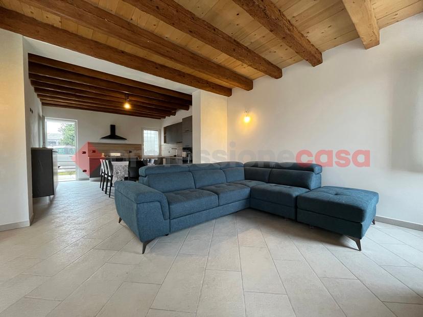 Casa indipendente, Sorgà — foto 3 di 5