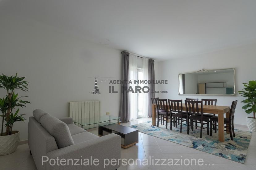 Trilocale in Via Filippo Turati, La Maddalena — foto 4 di 5