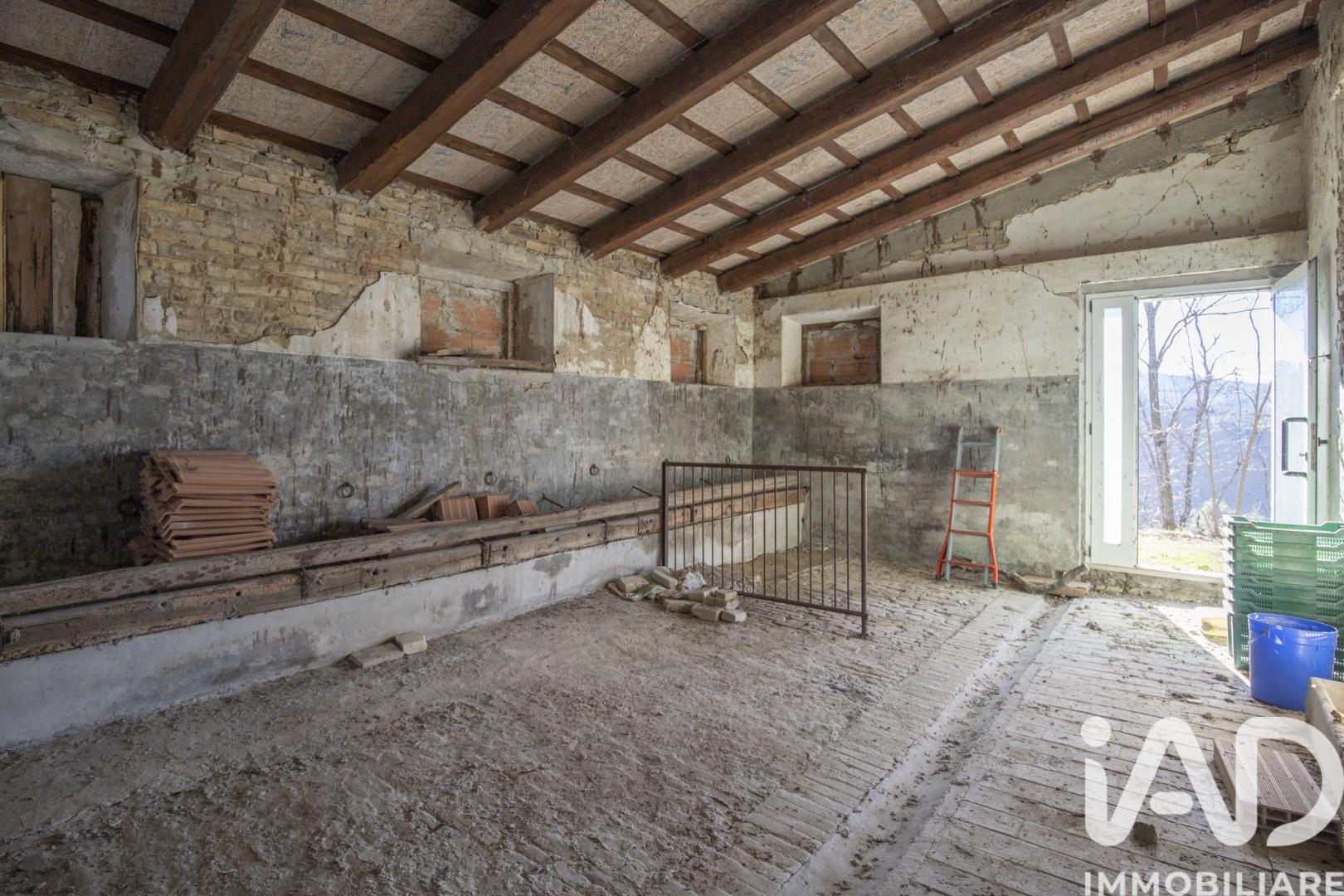 Rustico in Via Selve, Montegiorgio