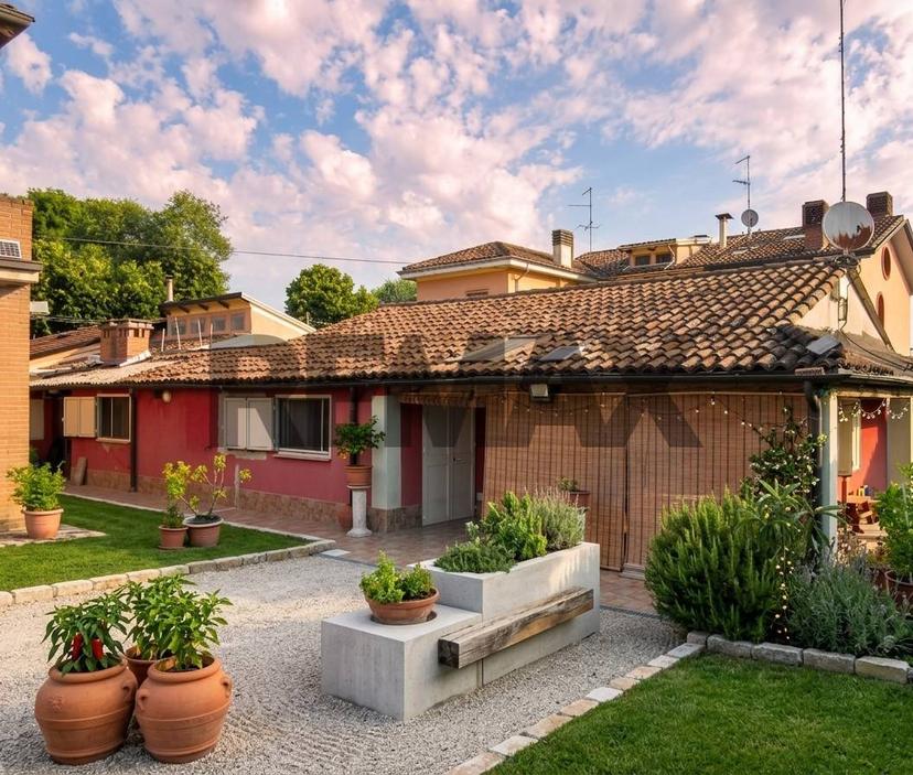 Casa indipendente in Strada Torricella 32, Sissa Trecasali — foto 3 di 5