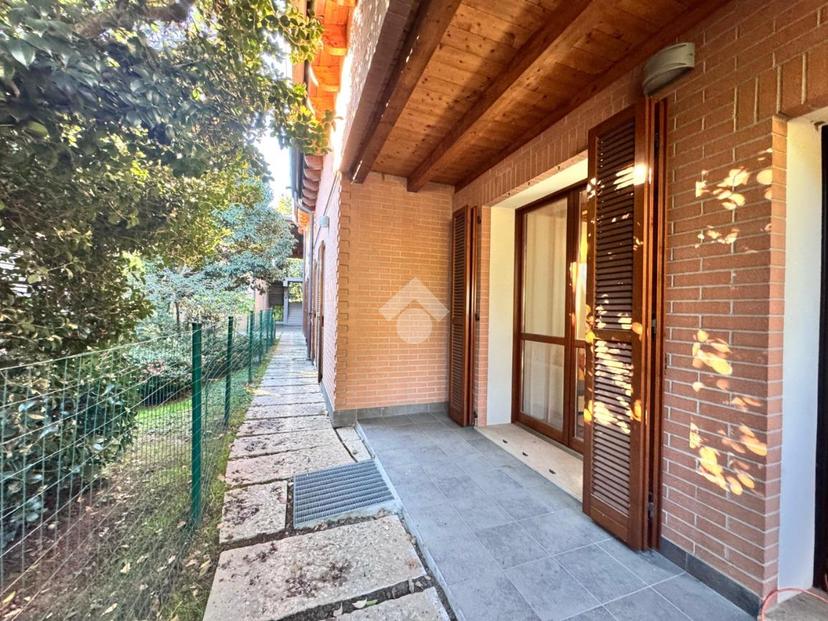 Trilocale in Via Respighi 1, Seregno