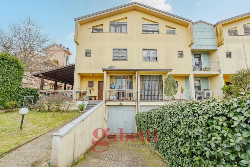 Villa a schiera in Via Don Minzoni  26/8, Segrate — foto 4 di 5