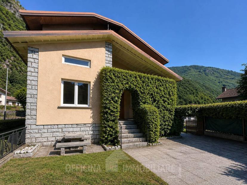 Appartamento in Via San Fedelino, Novate Mezzola — foto 2 di 5