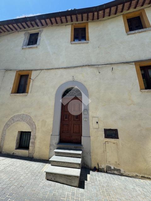 Casa indipendente in Via della Cura, Giano dell'Umbria — foto 5 di 5