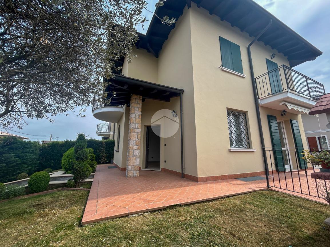 Villa in Via Martinengo 23, Trenzano