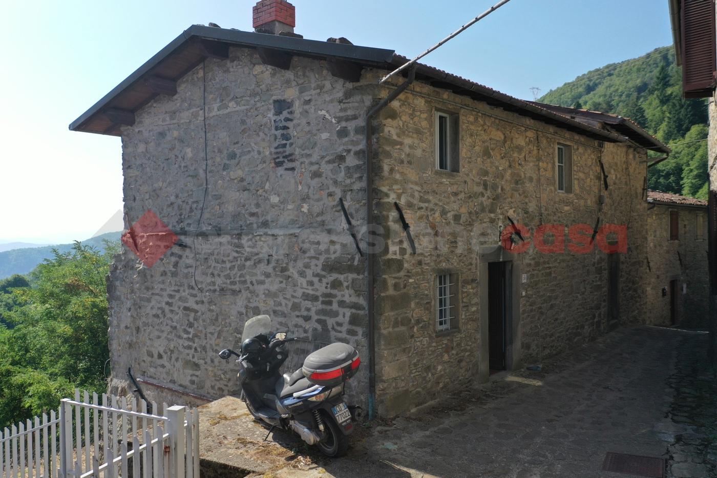 Rustico in Via San Sebastiano 16, Camporgiano