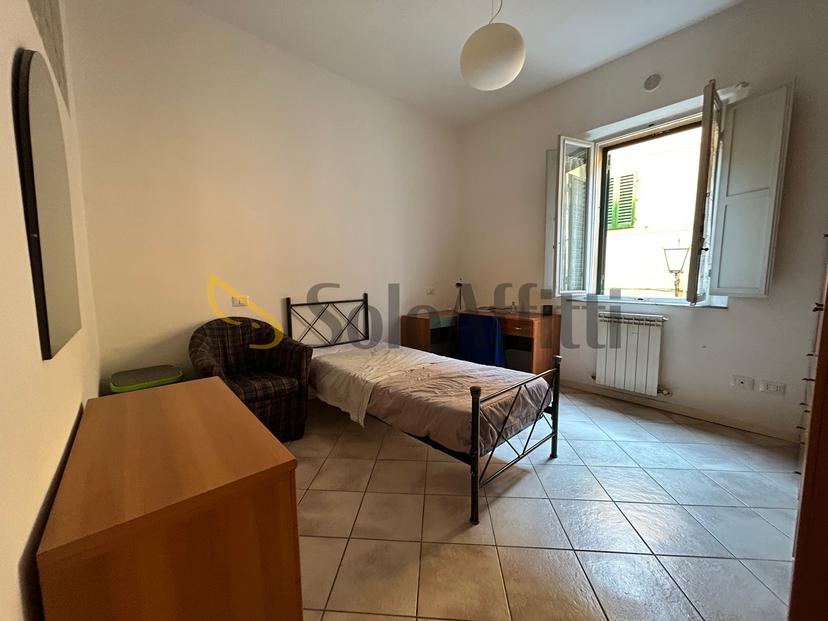 Stanza in appartamento in Via Tito Sarrocchi, Siena