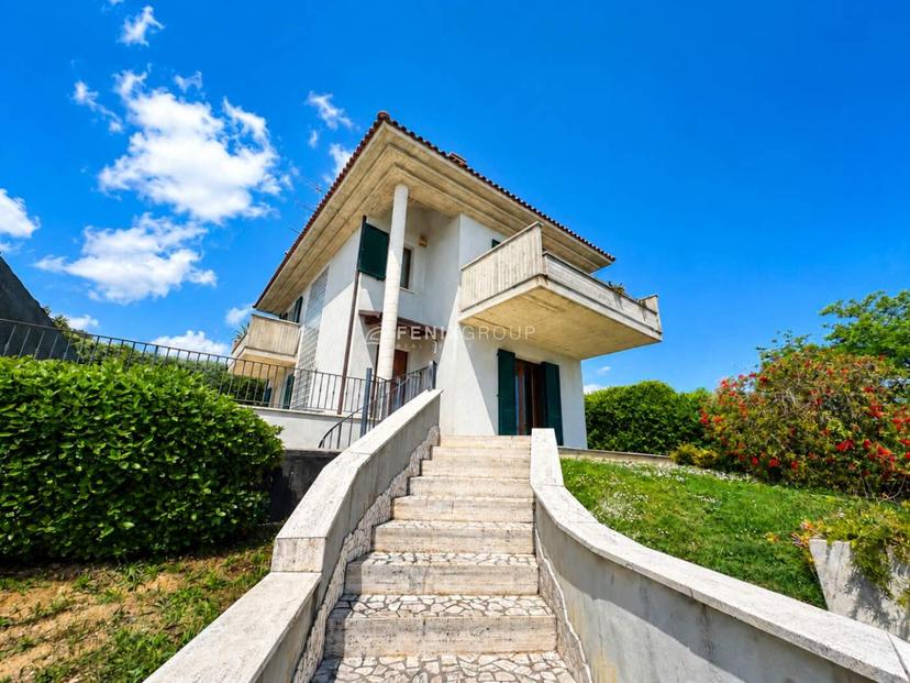 Villa unifamiliare in Via Miramare 2, San Benedetto del Tronto — foto 5 di 5