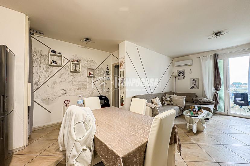 Trilocale in Via Provinciale Le Uso 85, Borghi — foto 2 di 5