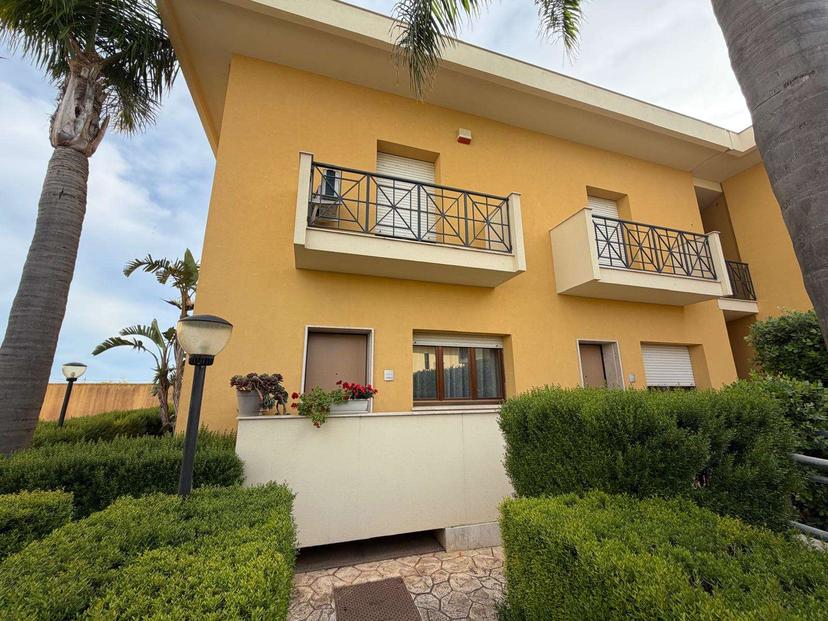 Villa a schiera in Via Mario Fani , Mazara del Vallo — foto 2 di 5