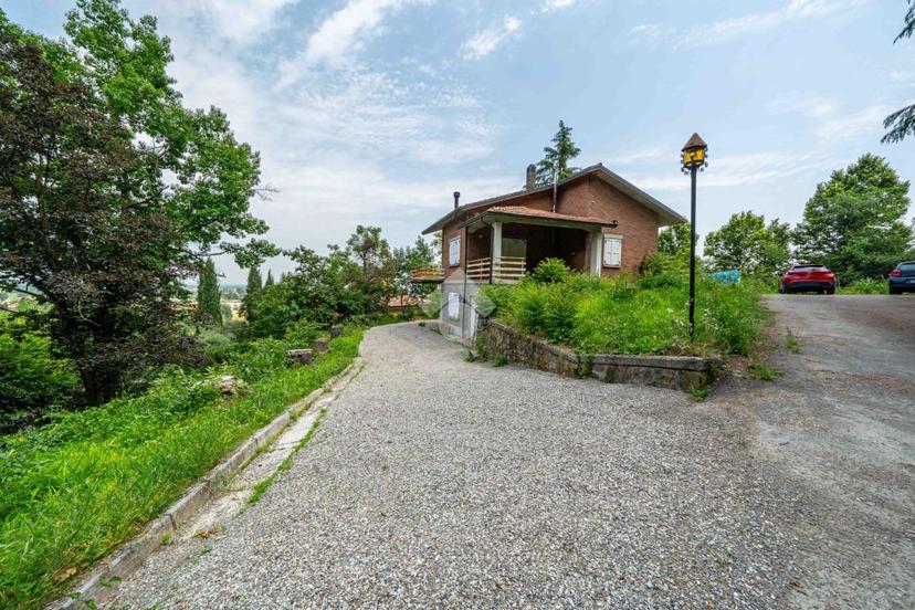 Casa indipendente in Via Gaetano Donizetti 17, Quattro Castella — foto 3 di 5