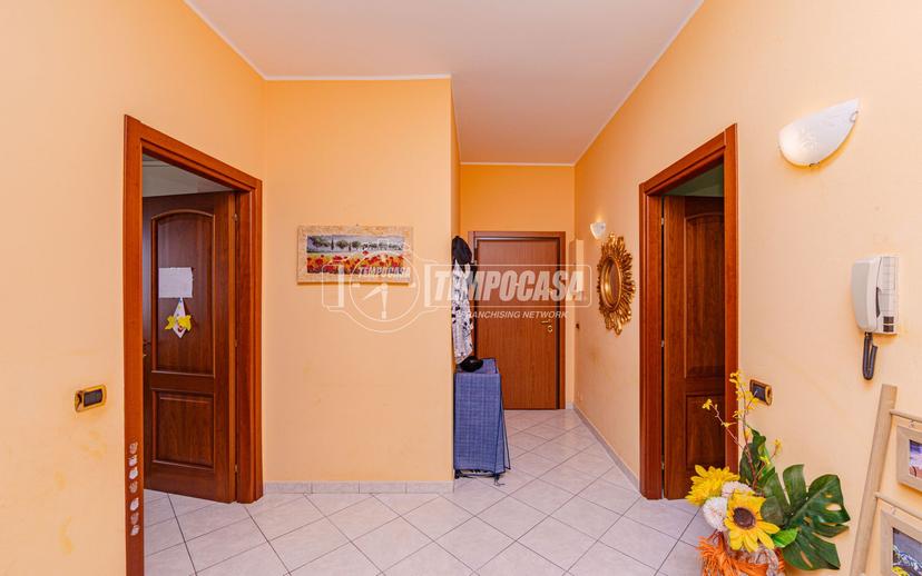 Trilocale in Corso Milano 73/a, Vigevano