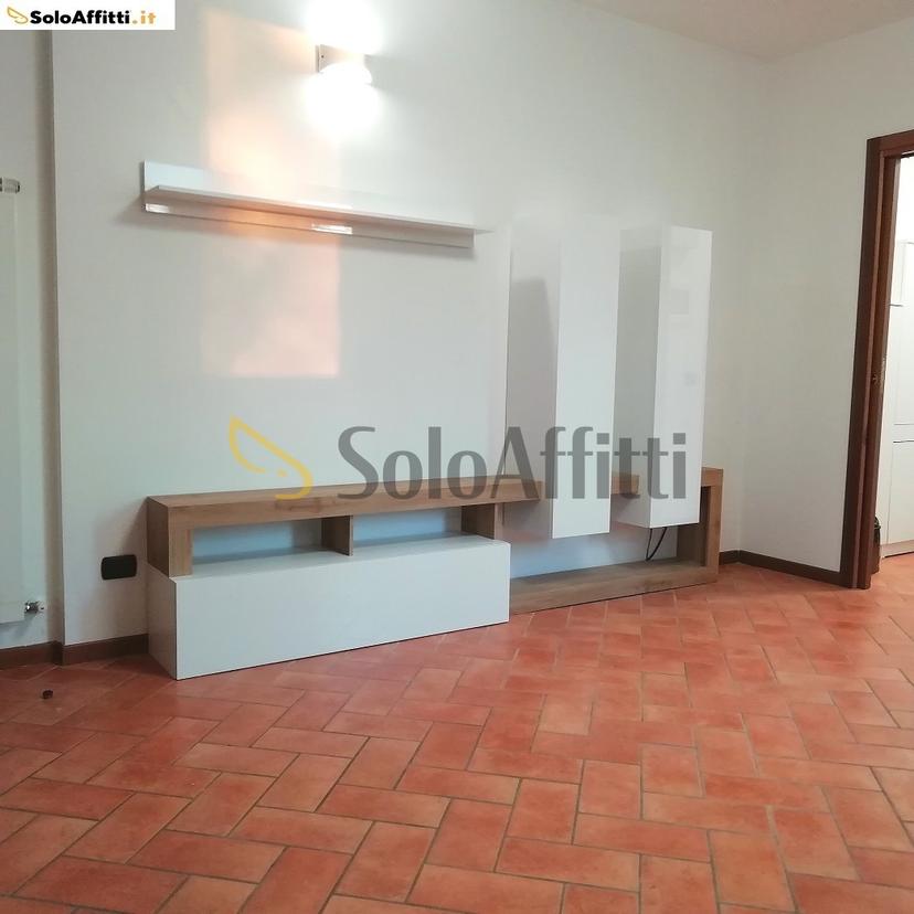 Bilocale in Via Camillo Benso Conte di Cavour 5, Besana in Brianza — foto 2 di 5