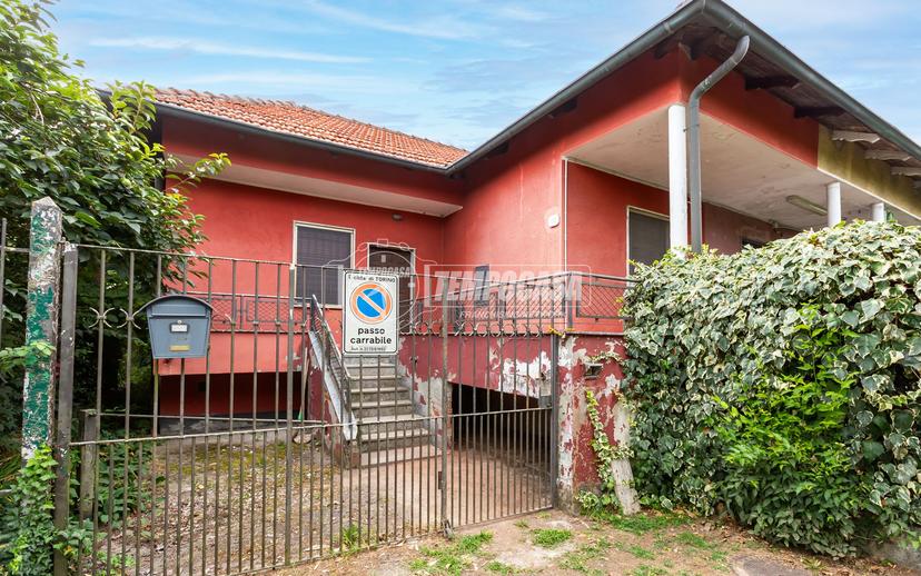 Casa indipendente in Via Fattorelli Rubens, Torino — foto 3 di 5