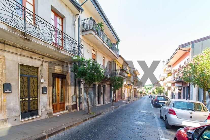 Trilocale in Via Garibaldi 118, Zafferana Etnea — foto 3 di 5