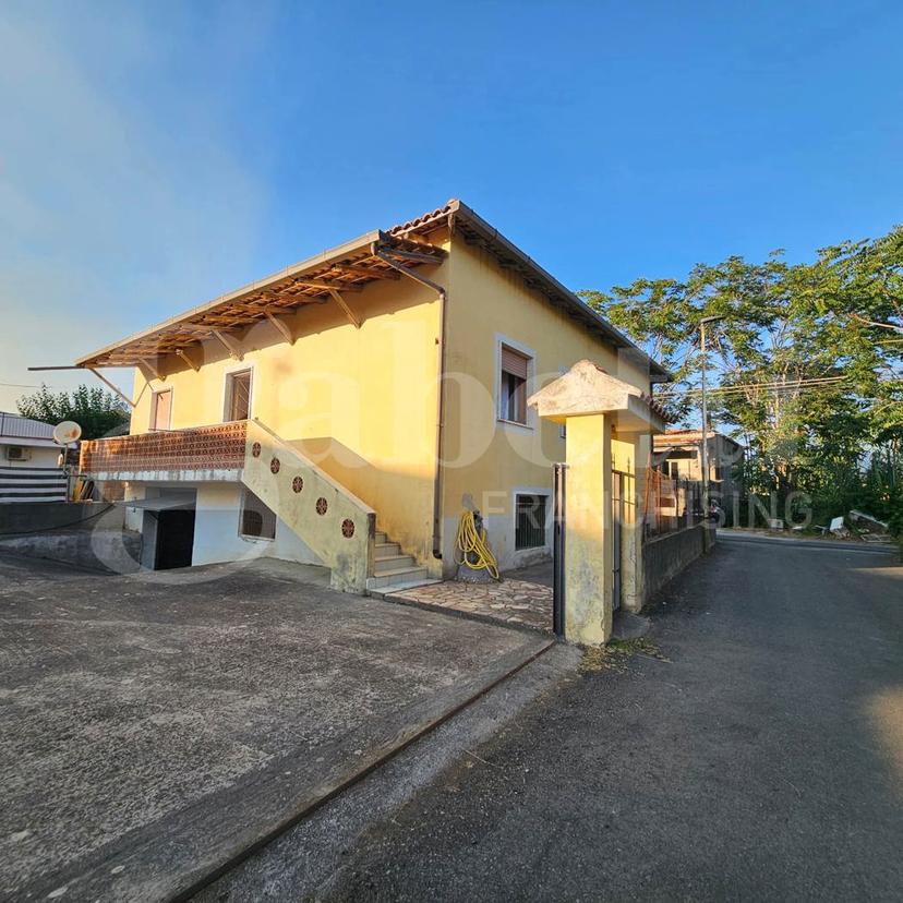 Villa in Via Fiume Lao 192, Scalea