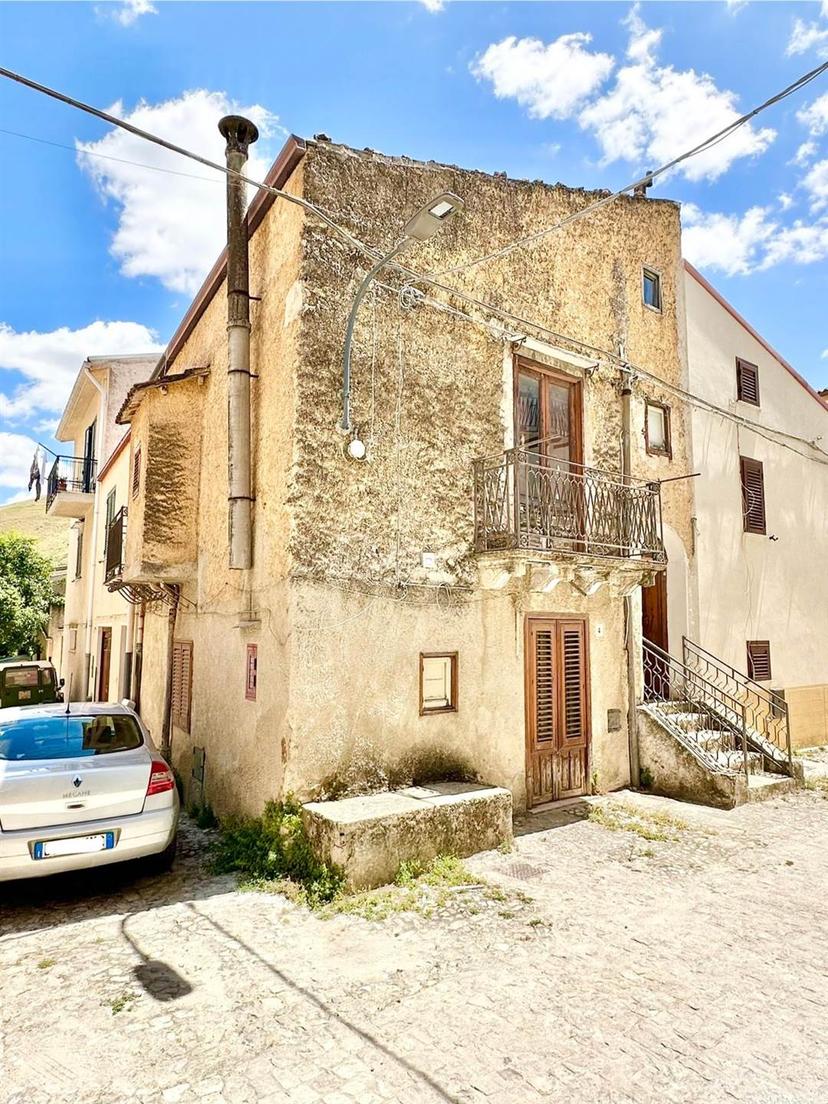 Casa indipendente, Palazzo Adriano — foto 5 di 5