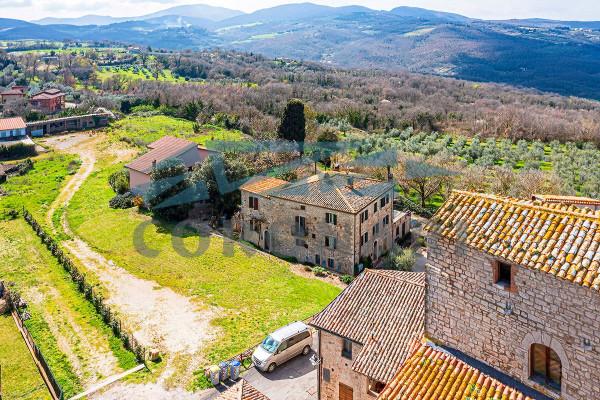 Terratetto unifamiliare in Vocabolo Poggi-Izzalini, Todi — foto 3 di 5