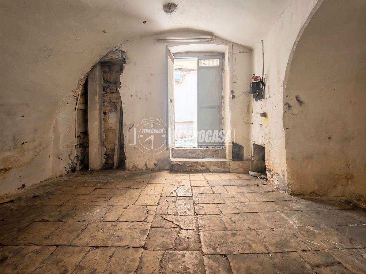 Casa indipendente in Via Fata, Gioia del Colle