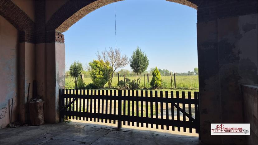 Casa indipendente in Cascina Legoratta Snc, Sedriano — foto 3 di 5