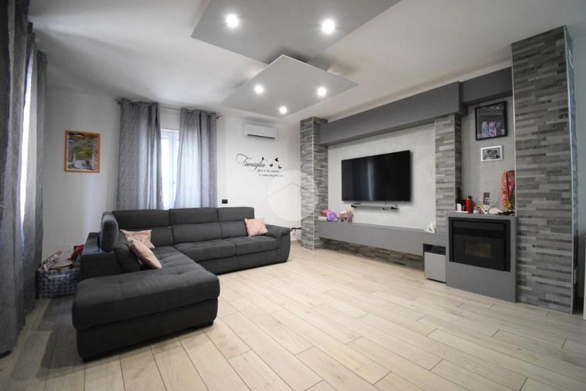 Casa indipendente in Via Santa Maria, Agrate Brianza — foto 4 di 5
