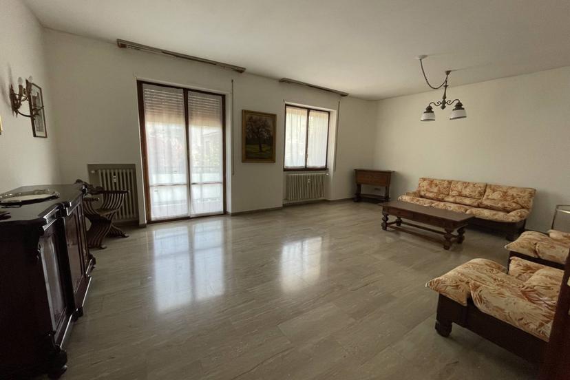 Appartamento in Viale della Vittoria, Pesaro