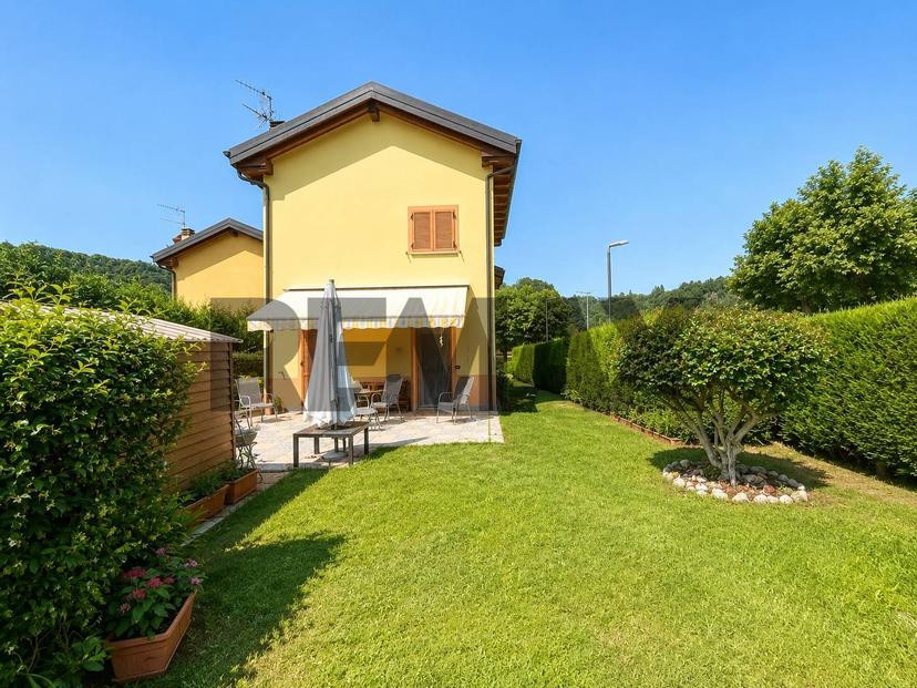 Villa a schiera in Via al Parco Giochi 500, San Bernardino Verbano — foto 4 di 5