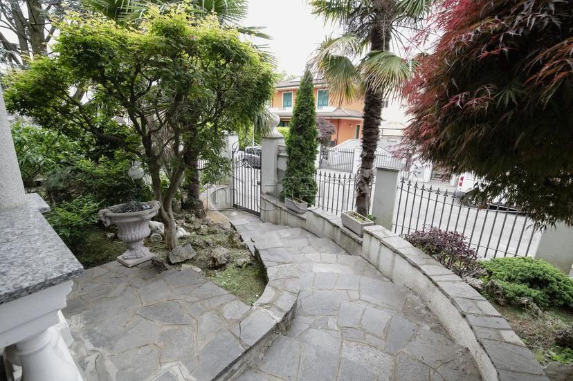 Villa in Via Ruggero Leoncavallo, 13, Lainate — foto 4 di 5