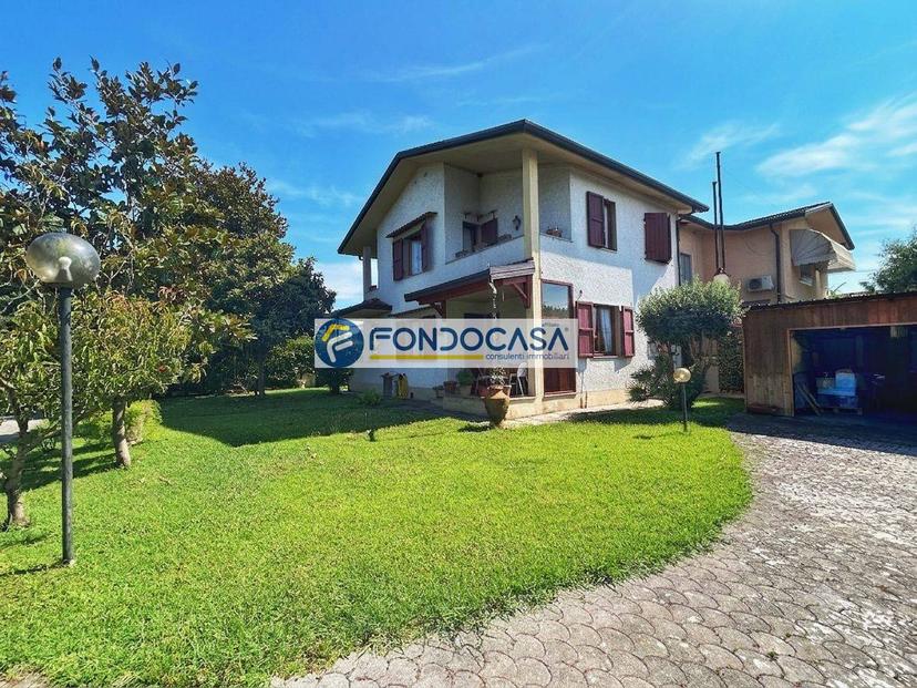 Casa indipendente in Via Antonio Gramsci 8, Forte dei Marmi — foto 3 di 5
